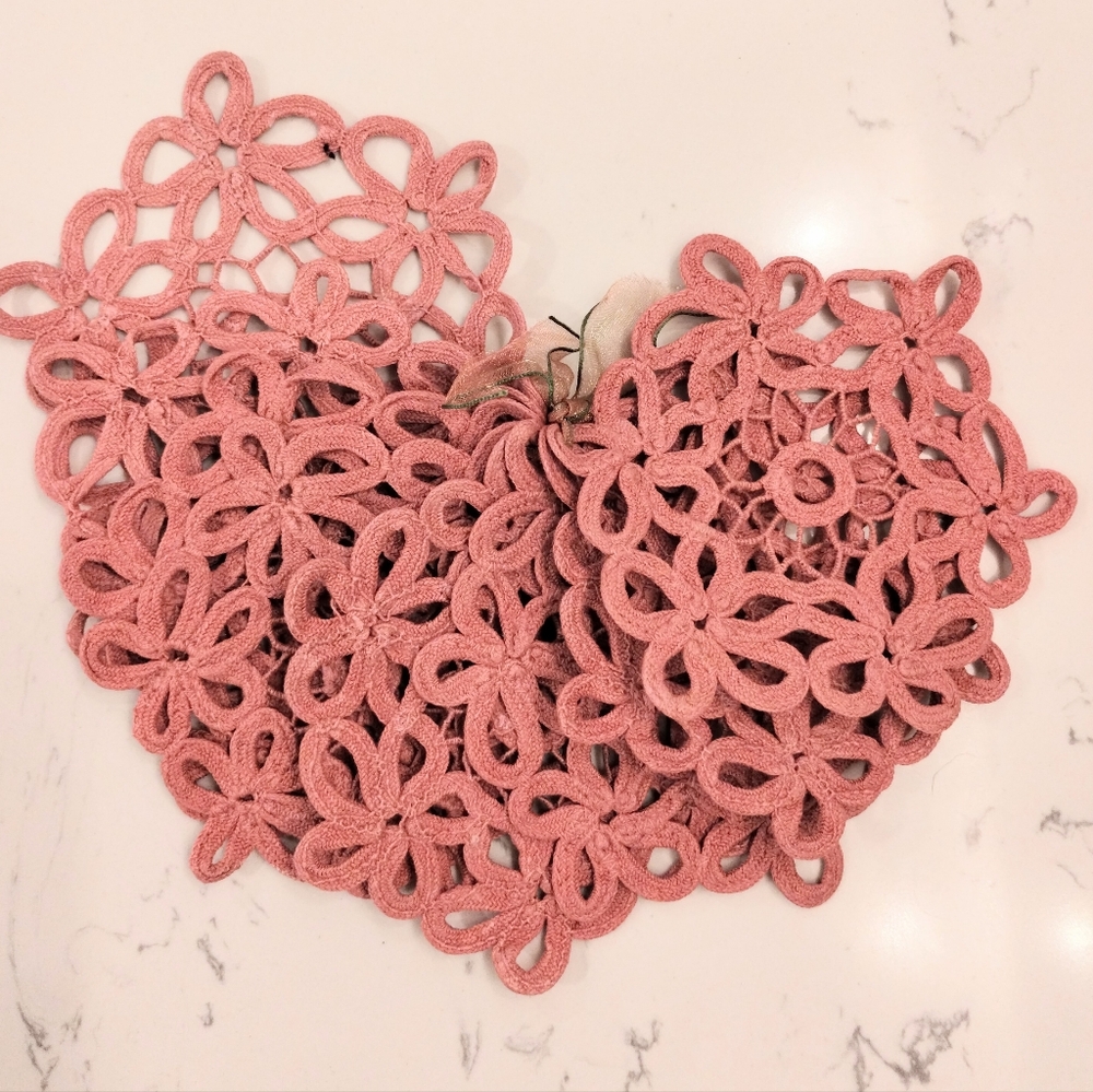 Set of 8 Pink Vintage Doily Coasters - Picture 4 of 4